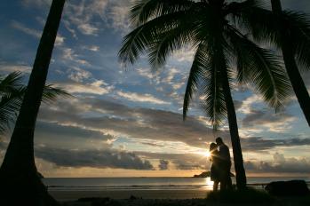 Engagement Photography in Costa Rica by John Williamson