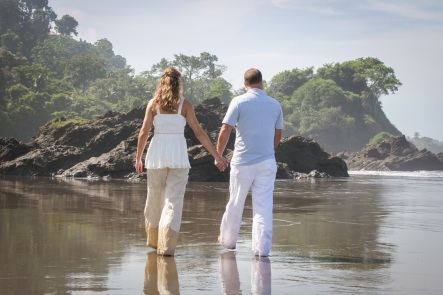 Engagement Photography in Dominical by John Williamson Destination Wedding Photographer Costa Rica
